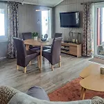 펜션 Four-bedroom In Rendalen